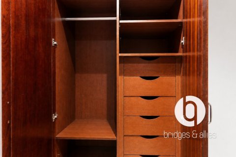 Apartment in Old Town, Dubai 1 bedroom, 127 sq.m. № 137725 - photo 12