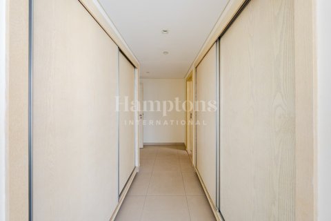 Apartment in Jumeirah Beach Residence, Dubai 2 bedrooms, 154.03317400 sq.m. № 115351 - photo 13