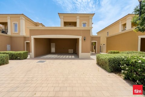 Villa in Dubai 3 bedrooms, 325 sq.m. № 112498