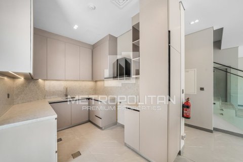 Townhouse in District 7, Mohammed Bin Rashid City, Dubai 4 bedrooms, 419 sq.m. № 72687 - photo 3