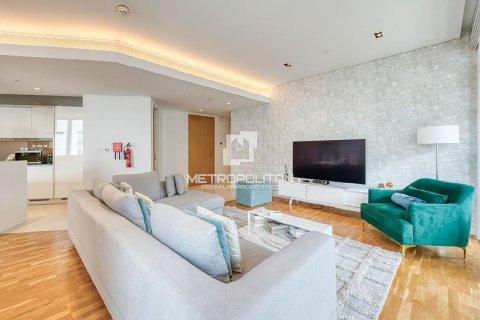 Apartment in Bluewaters Residences, Bluewaters, Dubai 3 bedrooms, 202 sq.m. № 72686 - photo 4