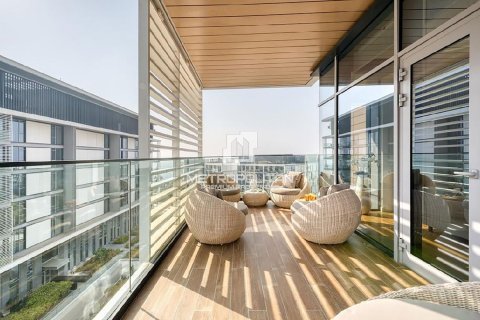 Apartment in Bluewaters Residences, Bluewaters, Dubai 3 bedrooms, 202 sq.m. № 72686 - photo 19