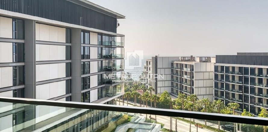 Apartment in Bluewaters Residences, Bluewaters, Dubai 3 bedrooms, 202 sq.m. № 72686
