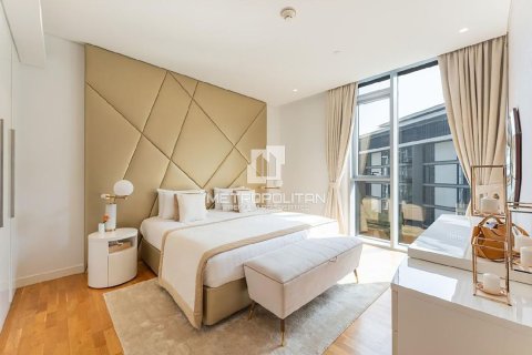Apartment in Bluewaters Residences, Bluewaters, Dubai 3 bedrooms, 202 sq.m. № 72686 - photo 14