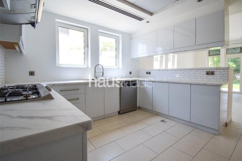 فيلا في Legacy, Jumeirah Park, دبي 3 غرف نوم, 285 م² رقم 43226 - صورة 3