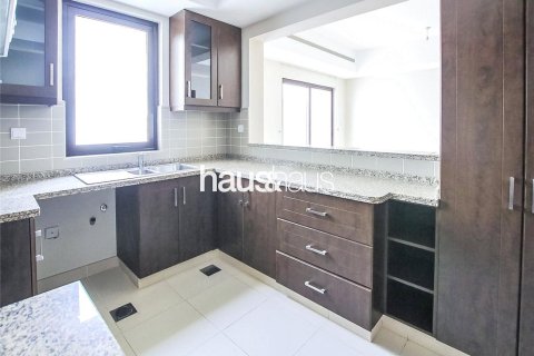 Villa in Mira, Reem, Dubai 3 bedrooms, 202 sq.m. № 43228 - photo 6