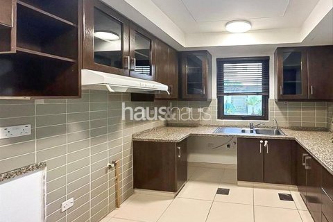 Villa in Mira, Reem, Dubai 3 bedrooms, 202 sq.m. № 43228 - photo 3