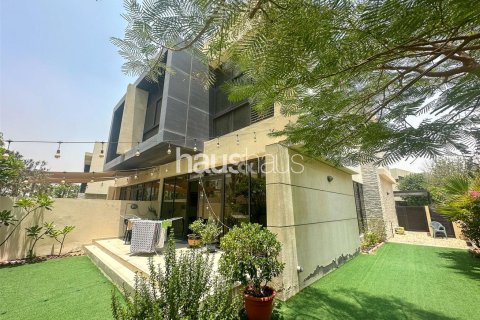 Townhouse in DAMAC Hills (Akoya by DAMAC), Dubai 3 bedrooms, 251 sq.m. № 43230