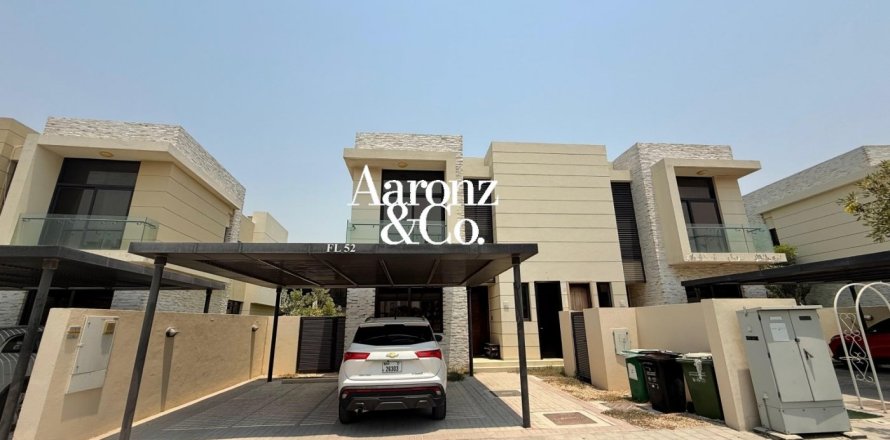 Villa in DAMAC Hills (Akoya by DAMAC), Dubai 3 bedrooms, 313 sq.m. № 118518