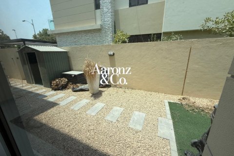 Villa in DAMAC Hills (Akoya by DAMAC), Dubai 3 bedrooms, 313 sq.m. № 118518 - photo 3