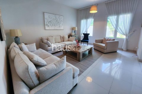 فيلا في Maeen, البحيرات, دبي 3 غرف نوم, 234 م² رقم 44701 - صورة 2