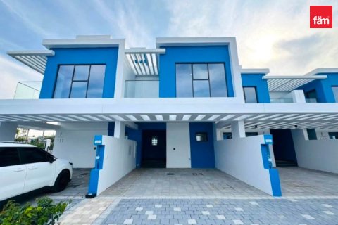Maison de ville à Dubai, 4 chambres, 144 m², № 141665