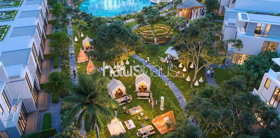 Adosado en Dubai Land, Dubai, 4 dormitorios, 215 m², № 44173