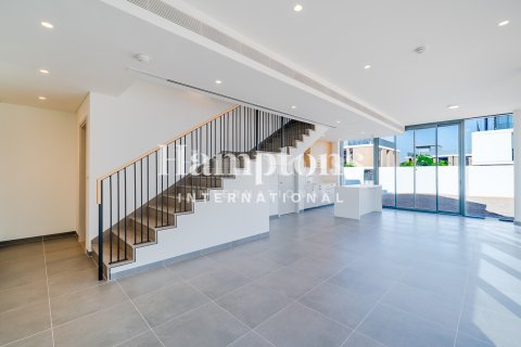 Снять в аренду таунхаус в Arabian Ranches 3, Дубай: 4 спальни, 306.02248200м², № 139440 - фото 5