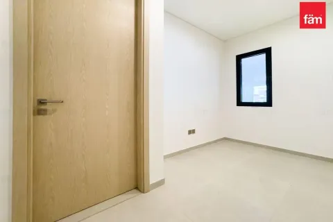 Снять в аренду виллу в Джабаль-Али, Дубай: 4 спальни, 629.9м², № 118266 - фото 11