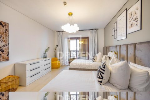 Снять в аренду квартиру в The Crescent, Пальма Джумейра, Дубай: 2 спальни, 181.72м², № 128719 - фото 14