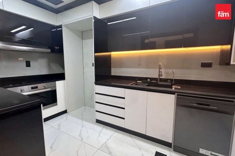 Villa in Al Furjan, Dubai 3 bedrooms, 177.5 sq.m. № 117751 - photo 9