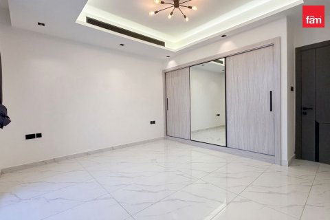 Villa in Al Furjan, Dubai 3 bedrooms, 177.5 sq.m. № 117751 - photo 10