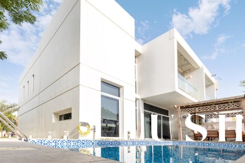 Таунхаус в Arabella Townhouses, Мудон, Дубай, 3 спальни, 268м², № 39649