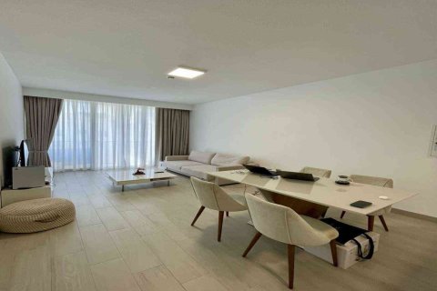 Apartamento en Jumeirah Village Circle, Dubai, 1 dormitorio, 65 m², № 97277 - foto 2
