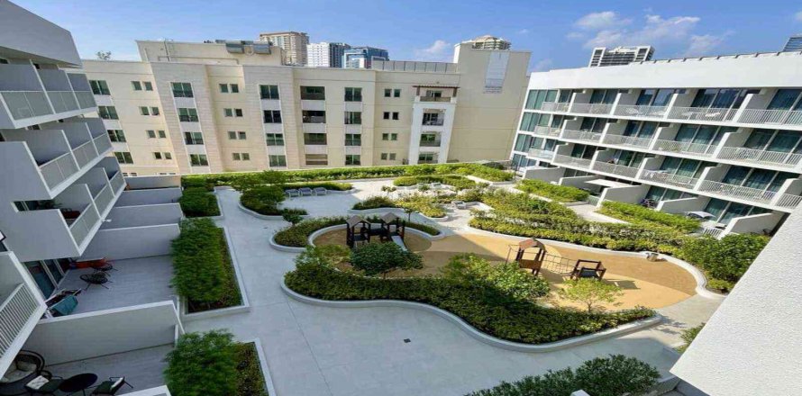 Apartamento en Jumeirah Village Circle, Dubai, 1 dormitorio, 65 m², № 97277