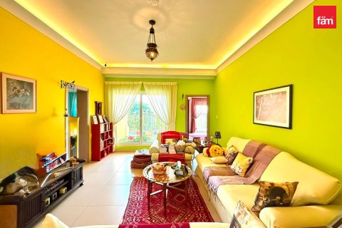 Villa in Dubai 5 bedrooms, 522 sq.m. № 118538 - photo 9