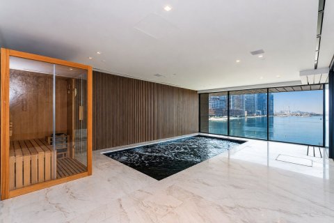 Apartment in Palm Jumeirah, Dubai 3 bedrooms, 458.6 sq.m. № 137914 - photo 2
