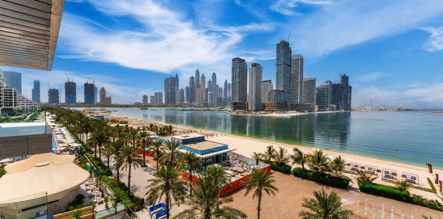 Apartment in Palm Jumeirah, Dubai 3 bedrooms, 458.6 sq.m. № 137914