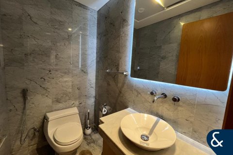 Apartamento en Lake Elucio, Jumeirah Lake Towers, Dubai, 1 dormitorio, 94 m², № 78878 - foto 13