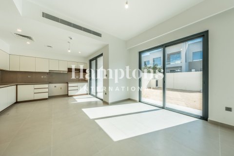 Таунхаус в Arabian Ranches 2, Дубай, 3 спальни, 140м², № 112323