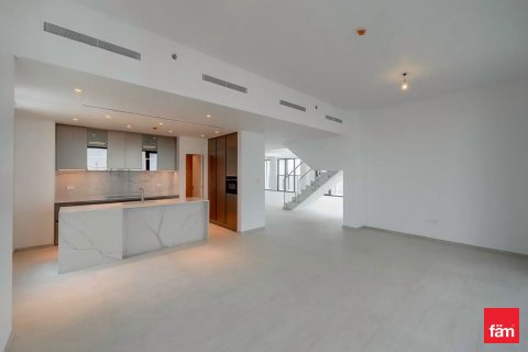 Купить пентхаус в Дубае: 5 спален, 1054.5м², № 108969 - фото 3