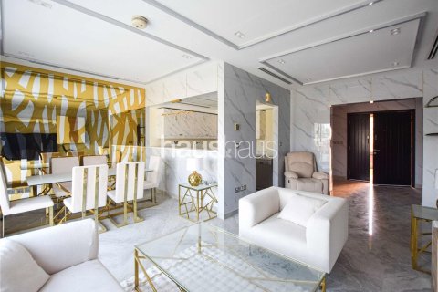 Maison de ville à Jumeirah Village Triangle, Dubai, 2 chambres, 152 m², № 43932 - photo 3