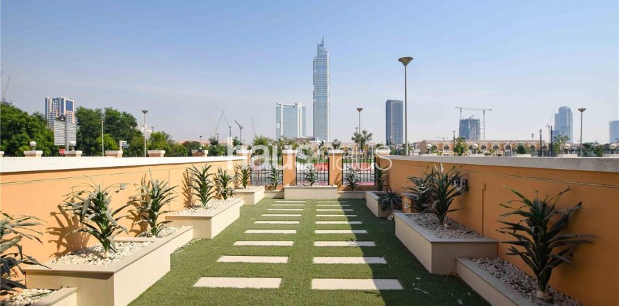 Maison de ville à Jumeirah Village Triangle, Dubai, 2 chambres, 152 m², № 43932