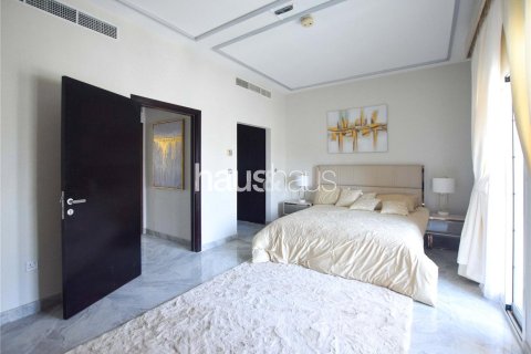 Maison de ville à Jumeirah Village Triangle, Dubai, 2 chambres, 152 m², № 43932 - photo 12