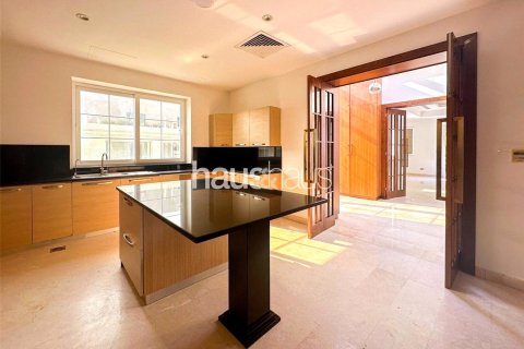 فيلا في Emirates Hills, دبي 6 غرف نوم , 860 م² رقم 43935 - صورة 28