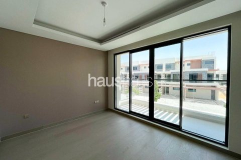 Townhouse in DAMAC Hills (Akoya by DAMAC), Dubai 4 bedrooms, 185 sq.m. № 43933 - photo 9