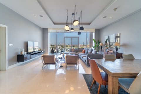 Apartment in Palm Jumeirah, Dubai 3 bedrooms, 211 sq.m. № 123828 - photo 3