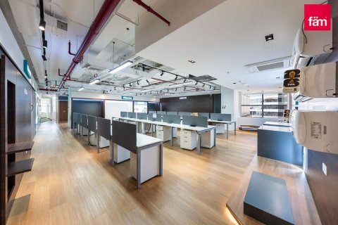Office in Dubai 1121.7 sq.m. № 113790