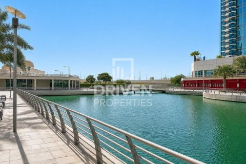 Apartamento en Jumeirah Lake Towers, Dubai, estudio, 56.86 m², № 140696 - foto 13