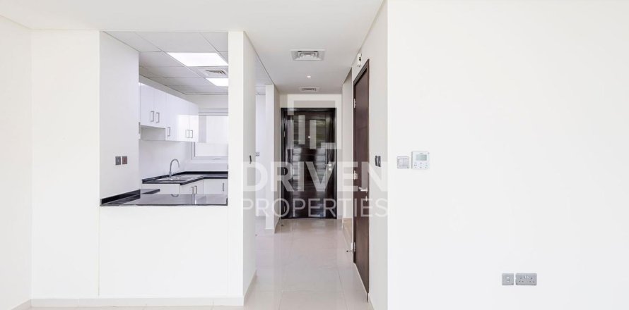 Townhouse in Dubai 3 bedrooms, 112.23 sq.m. № 140697