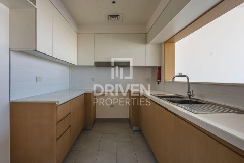 Снять в аренду квартиру в Creek Rise, Dubai Creek Harbour (The Lagoons), Дубай: 3 спальни, 134.43м², № 129534 - фото 11