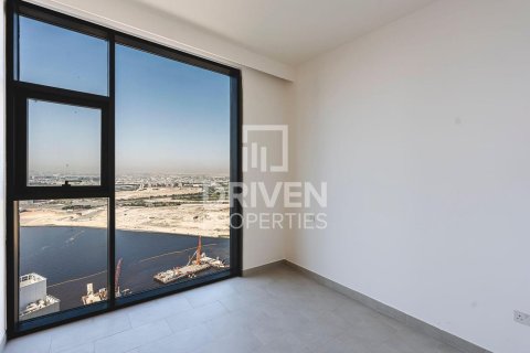 Снять в аренду квартиру в Creek Rise, Dubai Creek Harbour (The Lagoons), Дубай: 3 спальни, 134.43м², № 129534 - фото 8