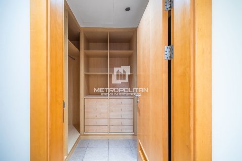 Appartement à Shoreline Apartments, Palm Jumeirah, Dubai, 3 chambres, 204 m², № 73795 - photo 14