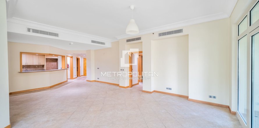 Appartement à Shoreline Apartments, Palm Jumeirah, Dubai, 3 chambres, 204 m², № 73795