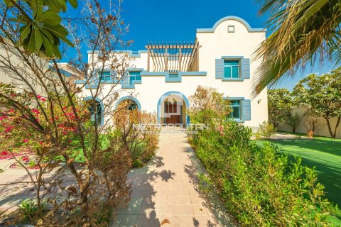 Villa en Falcon City of Wonders, Dubai, 5 dormitorios, 888 m², № 73789 - foto 3