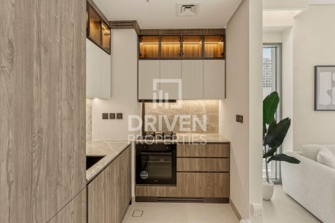 Снять в аренду квартиру в Бизнес-Бэе, Дубай: 1 спальня, 64.47м², № 136620 - фото 2