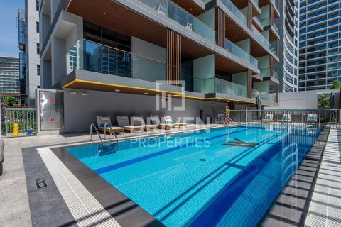 Снять в аренду квартиру в Бизнес-Бэе, Дубай: 1 спальня, 64.47м², № 136620 - фото 3