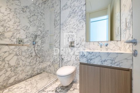 Снять в аренду квартиру в Аль-Сатве, Дубай: 2 спальни, 126.63м², № 136622 - фото 16