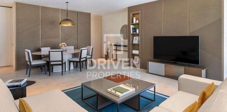 Квартира в Аль-Сатве, Дубай, 2 спальни, 126.63м², № 136622