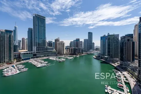 Apartment in Dubai Marina, Dubai 3 bedrooms, 195 sq.m. № 122591 - photo 20